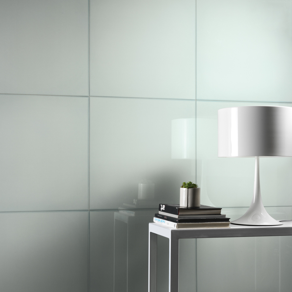 Glass-effect Bathroom Tiles